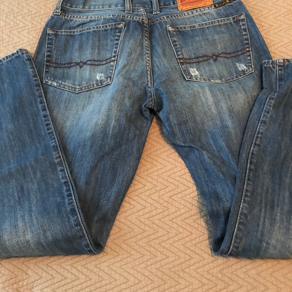 Lucky Jeans